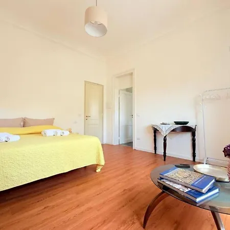 Cameo Elegante Attico Nel Cuore Di Apartment *